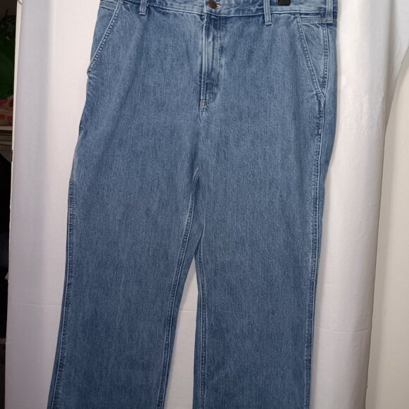 LANDS' END MEN'S TRADITIONAL FIT STRAIGHT LEG JEANS - Picture 11 of 12